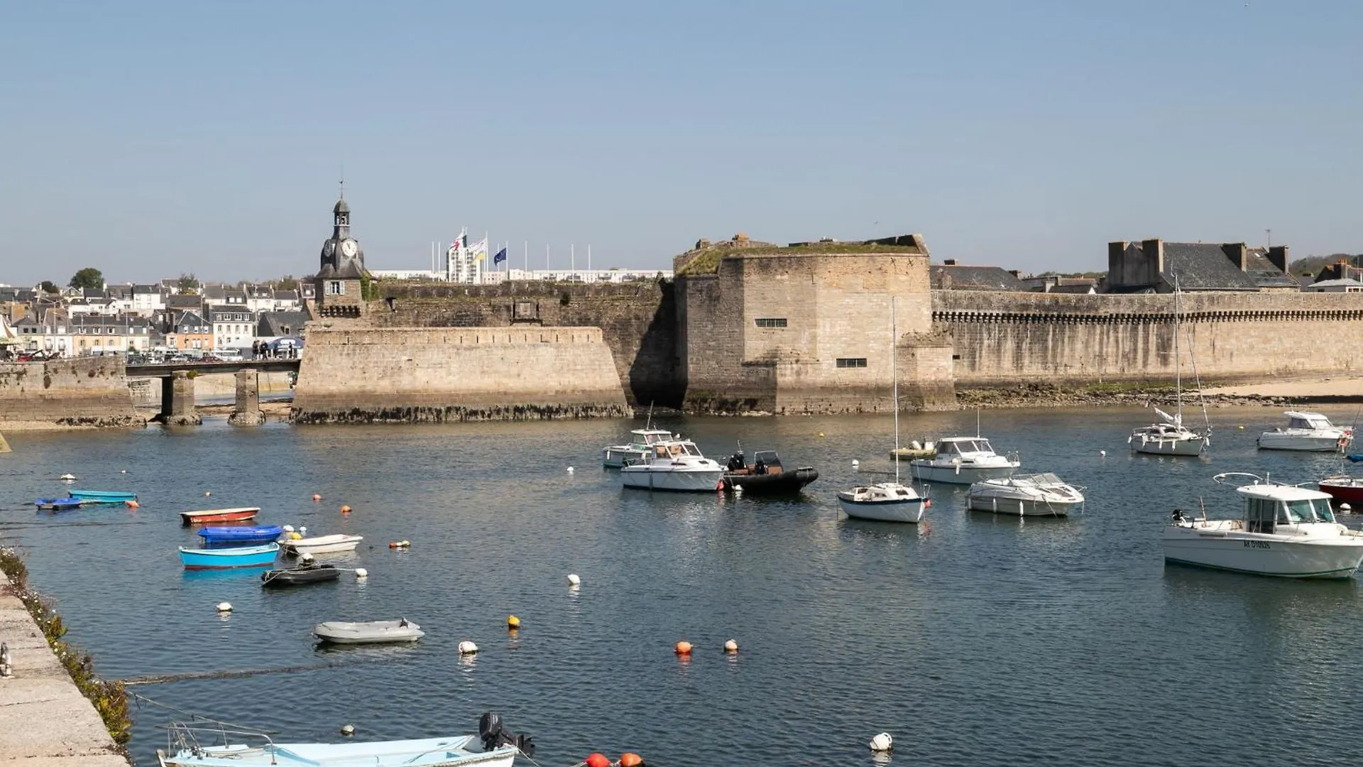 Apartment Les Glenans - Ccn113 By Interhome Concarneau 0*,